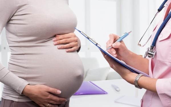 High risk pregnancy management in Ahmedabad gestational diabetes pre-eclampsia twin pregnancy specialist Lifeline Women Hospital Gota